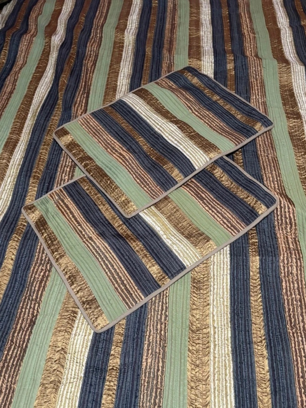 Pier 1 Imports Boho Full Queen Satin Stripe Quilt Set 3pc Green Bronze Gold